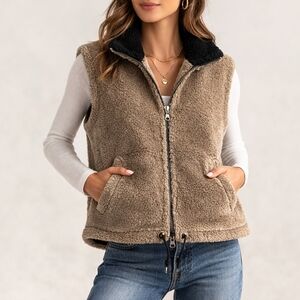 Nils Resort Collection Creamy Tan Vintage Oversized Zip Front Sherpa Fleece Vest